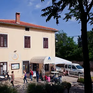 youth-hostel-pula.pula-hotels.org/