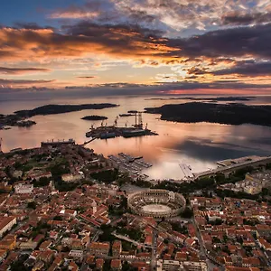 pula-city-center-accommodation.pula-hotels.org/